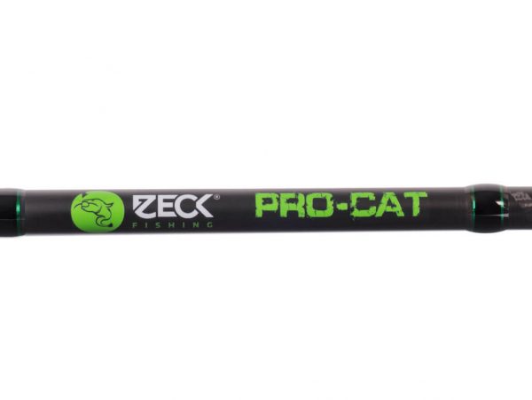 Zeck Fishing Pro Cat Aufschrift