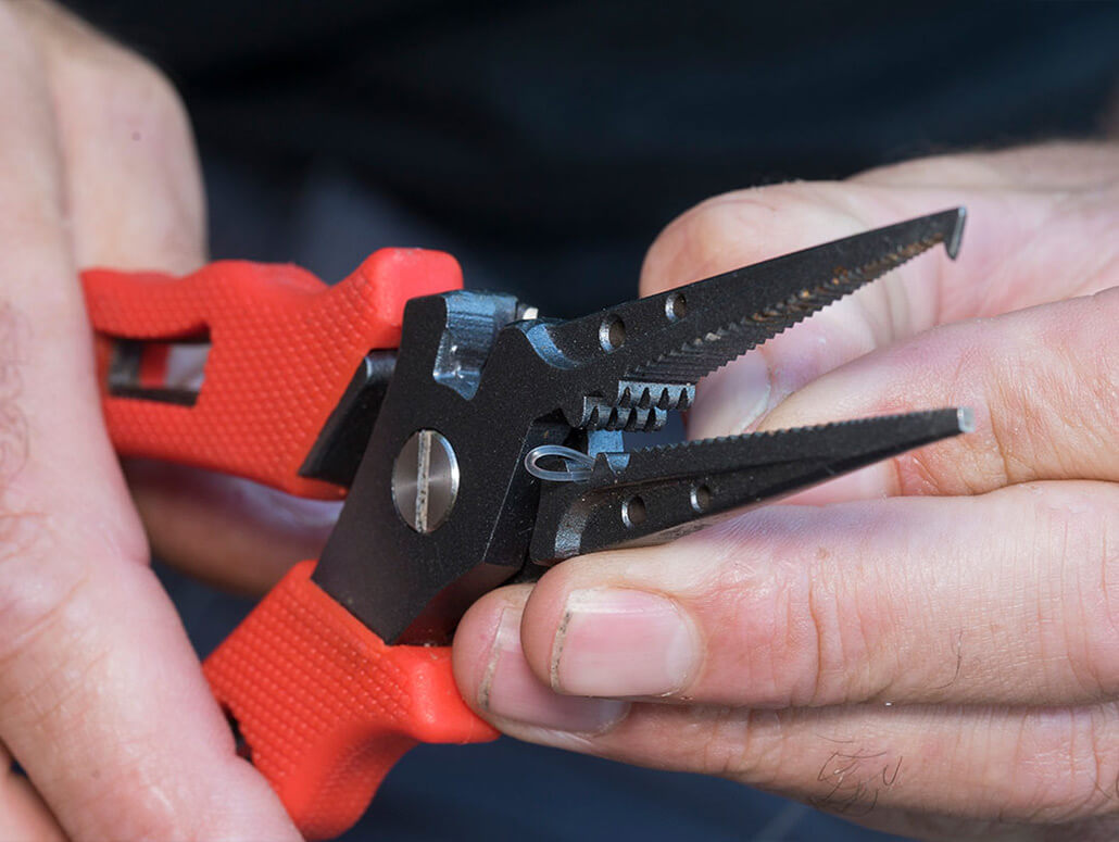 Fox Rage Belt Pliers Jetzt im Angebot bei